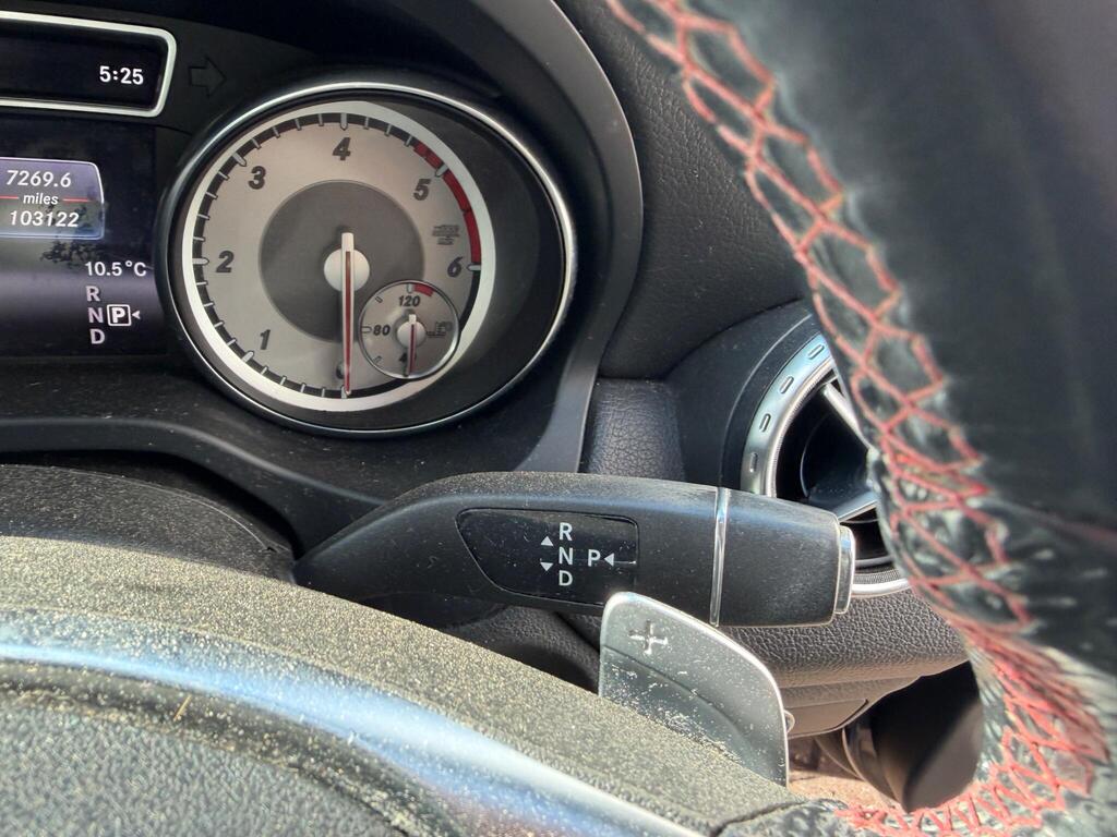 Mercedes-Benz GLA 29