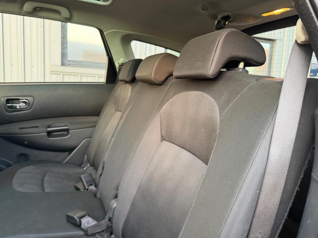 Nissan Qashqai+2 15