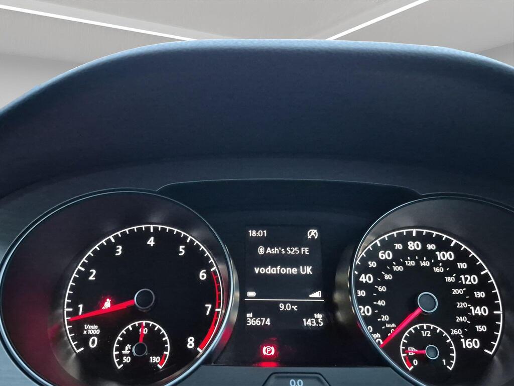 Volkswagen Golf SV 39