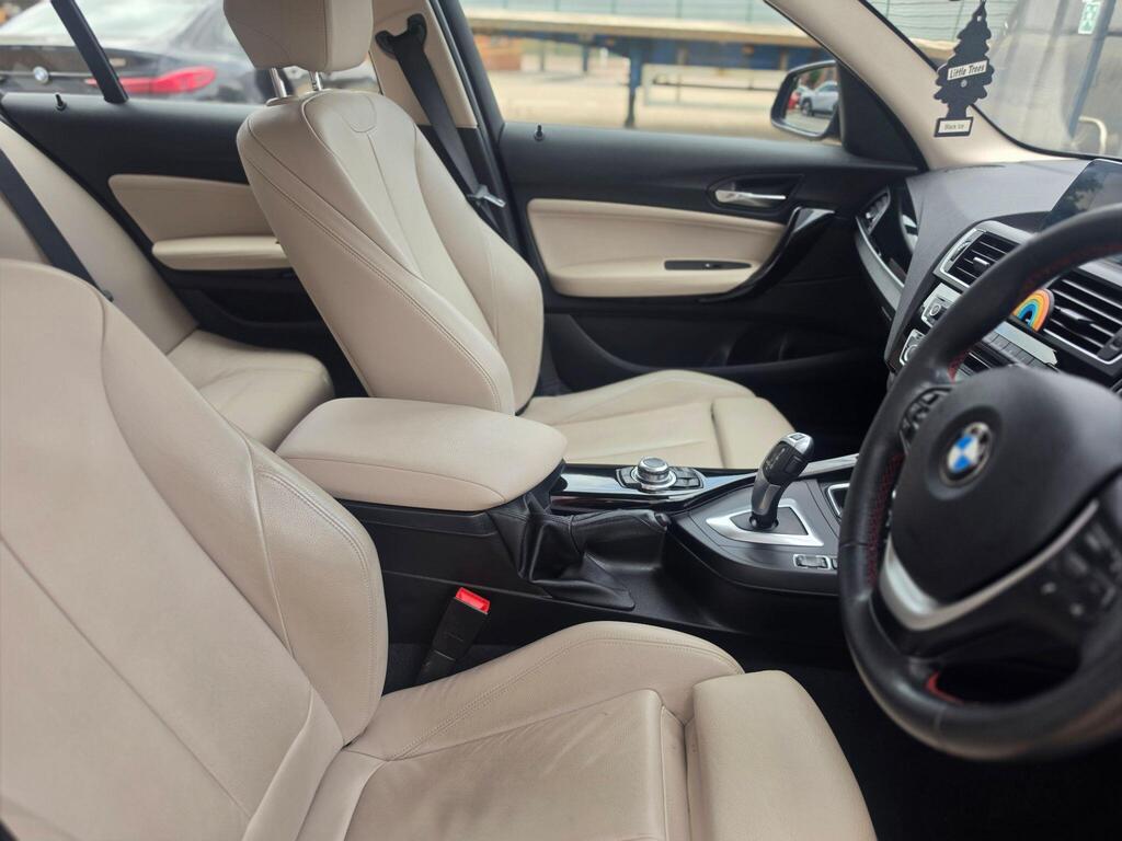 BMW 1 Series 23