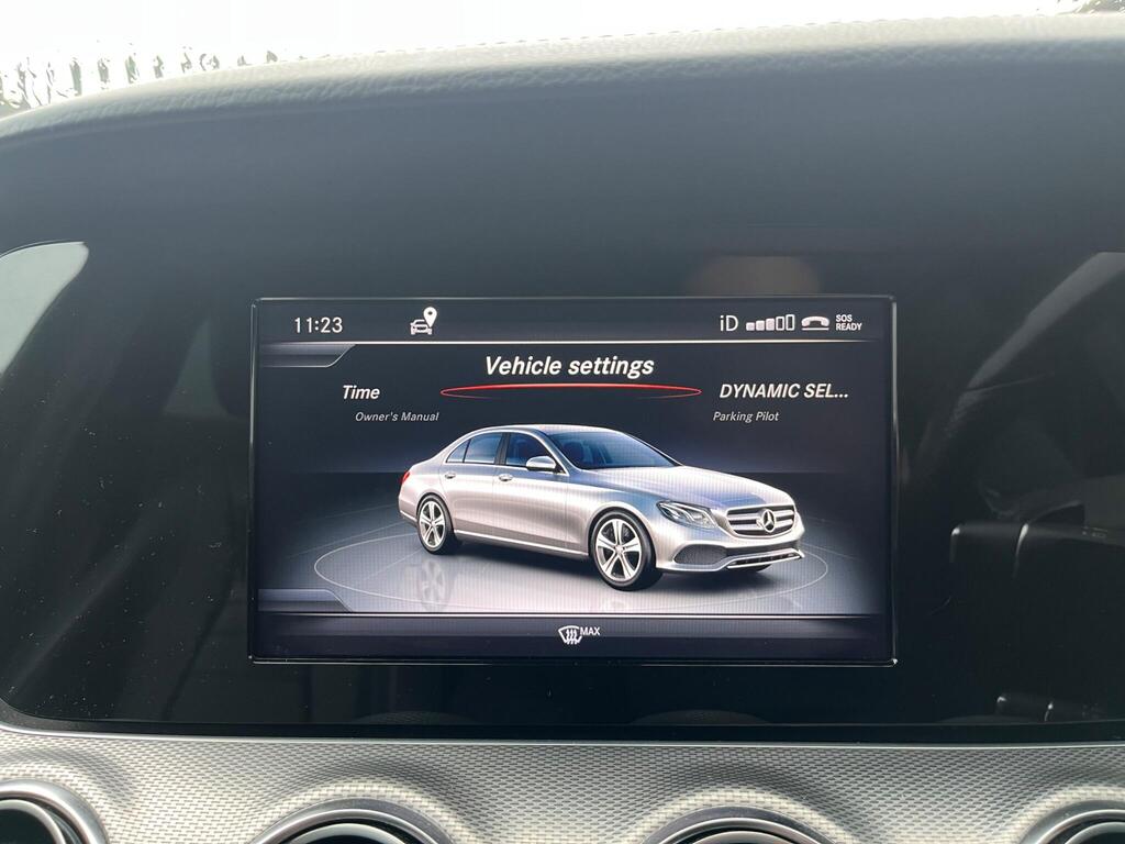 Mercedes-Benz E Class 66