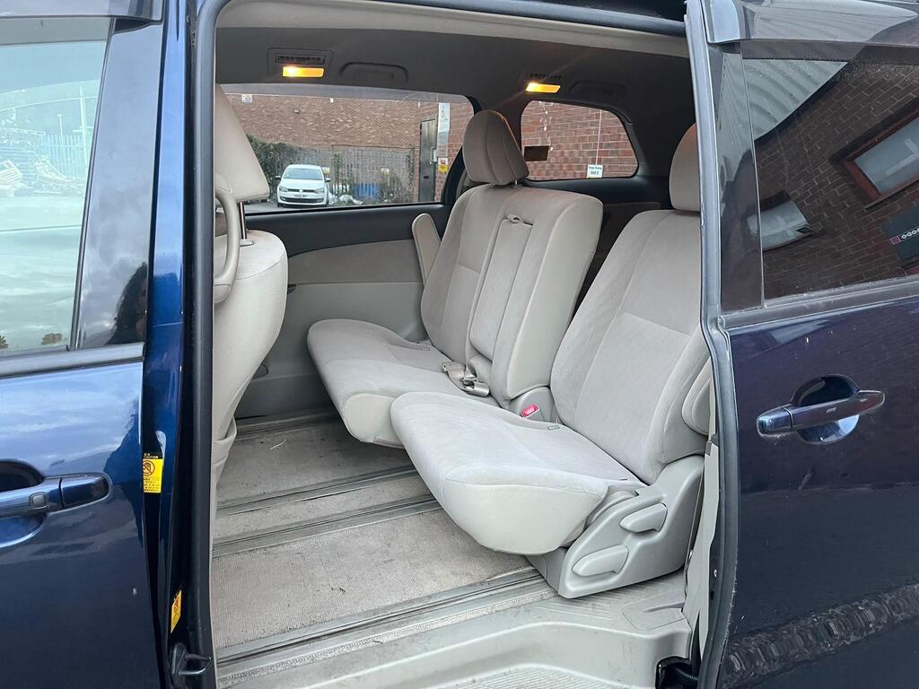 Toyota Estima 35