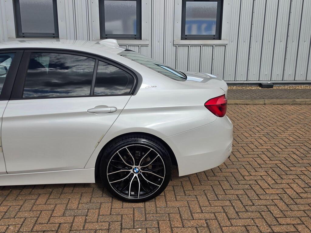 BMW 3 Series 38