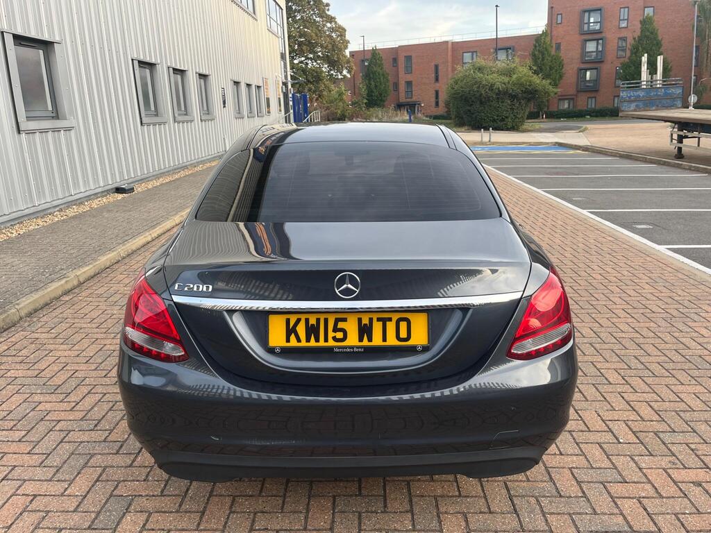 Mercedes-Benz C Class 21