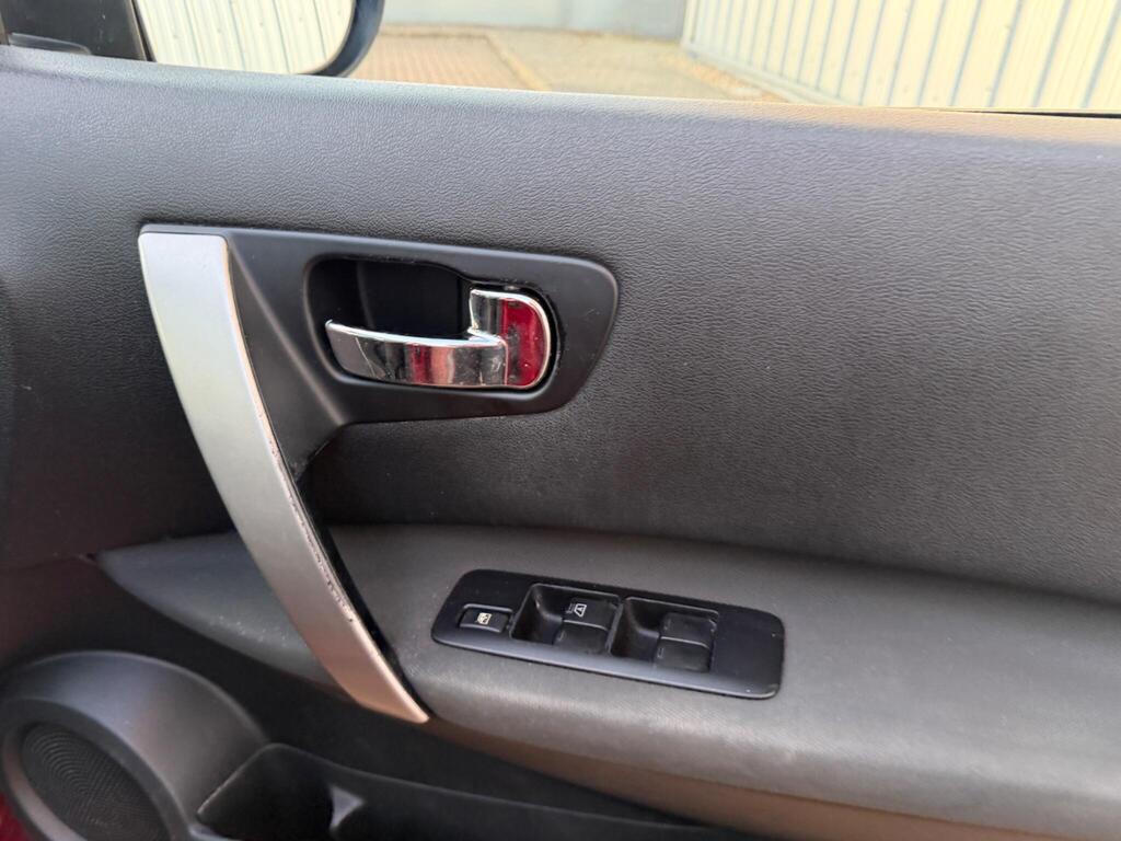 Nissan Qashqai+2 24