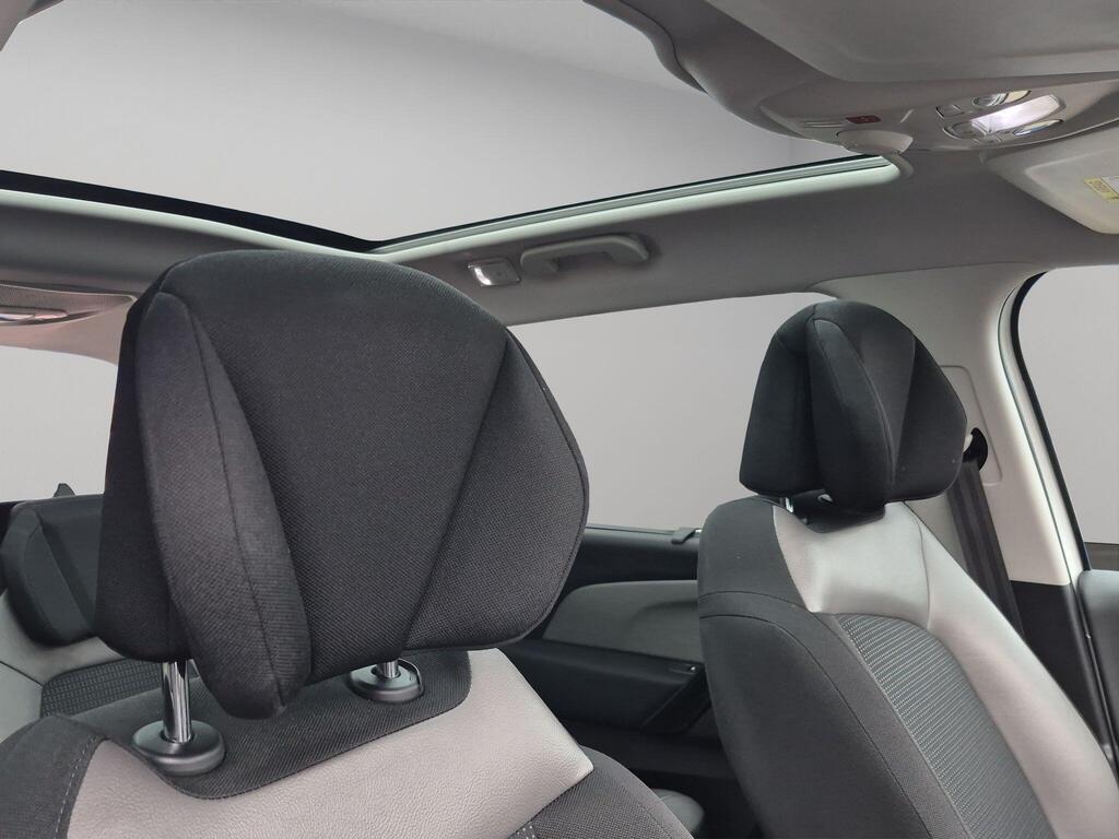 Citroen Grand C4 Picasso 56