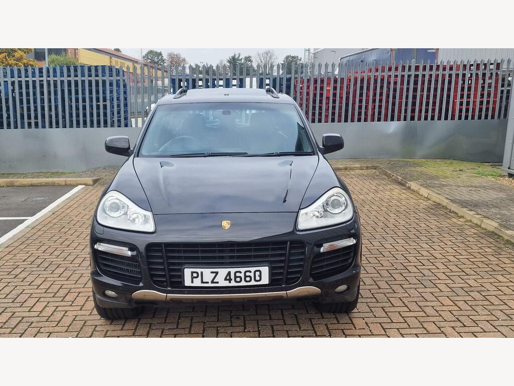 Porsche Cayenne 2
