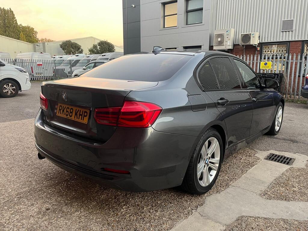 BMW 3 Series 22