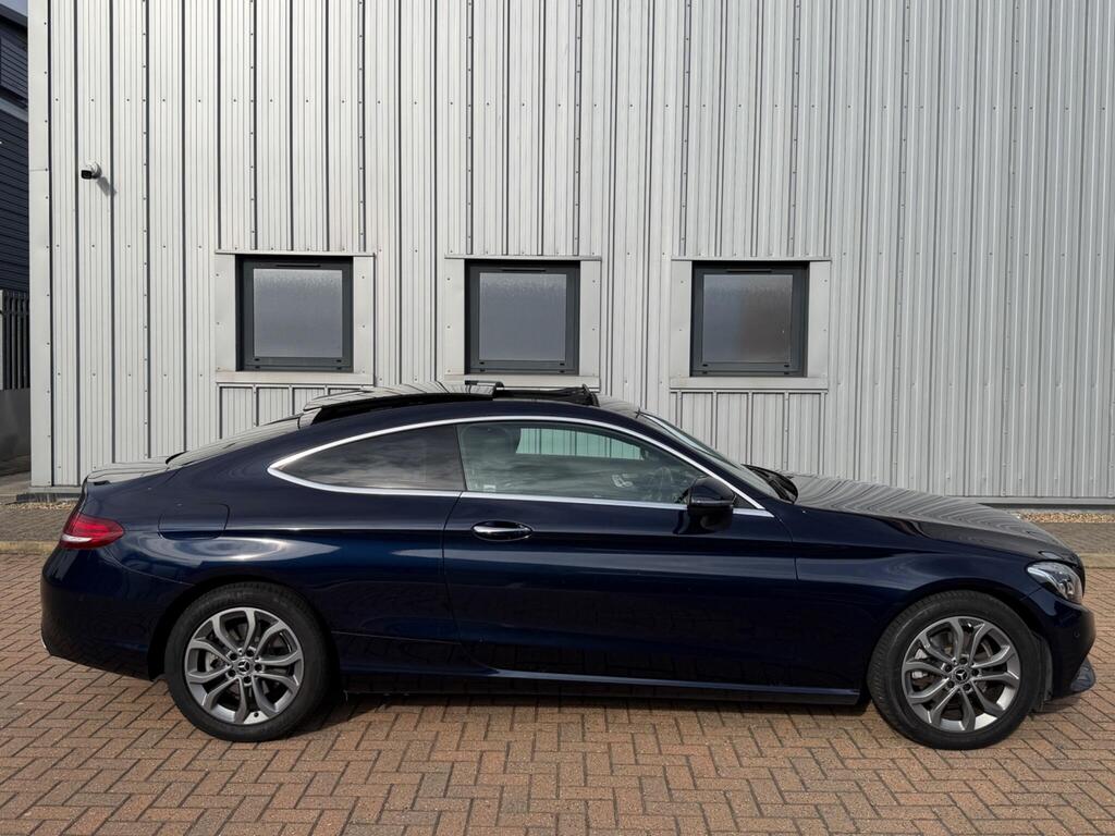 Mercedes-Benz C Class 16