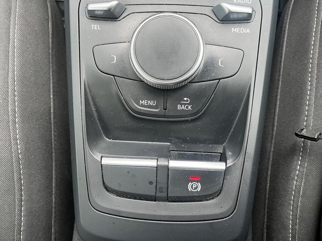 Audi Q2 65