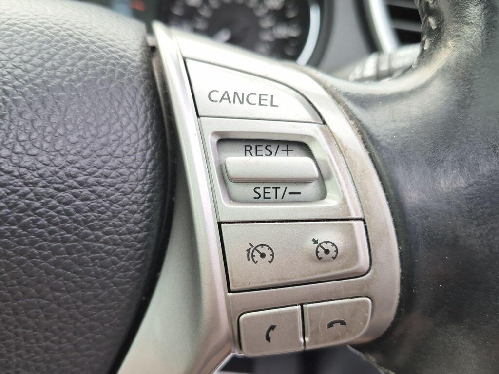 Nissan Qashqai 25