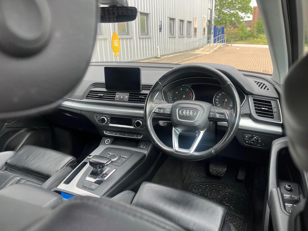 Audi Q5 22