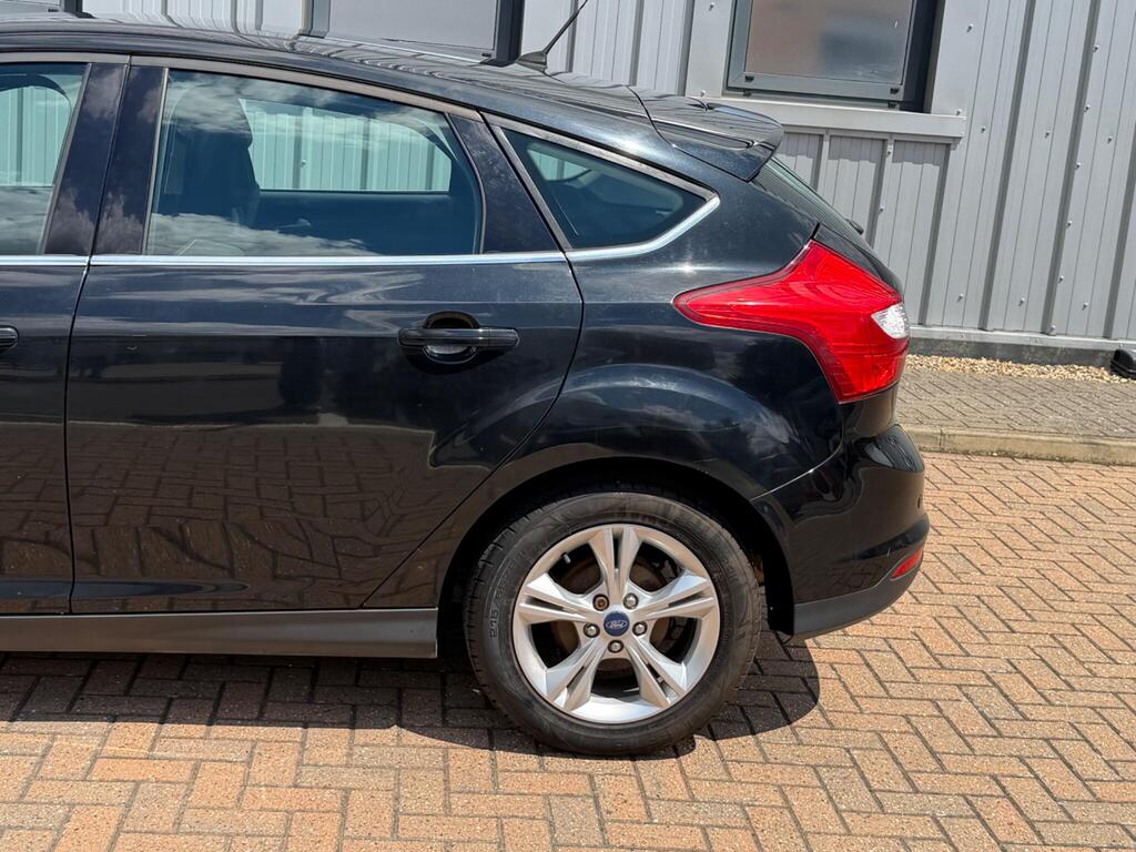 Ford Focus 44