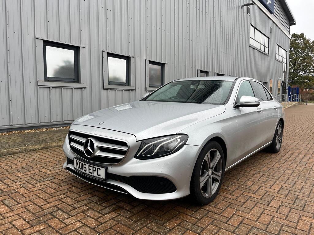 Mercedes-Benz E Class 4