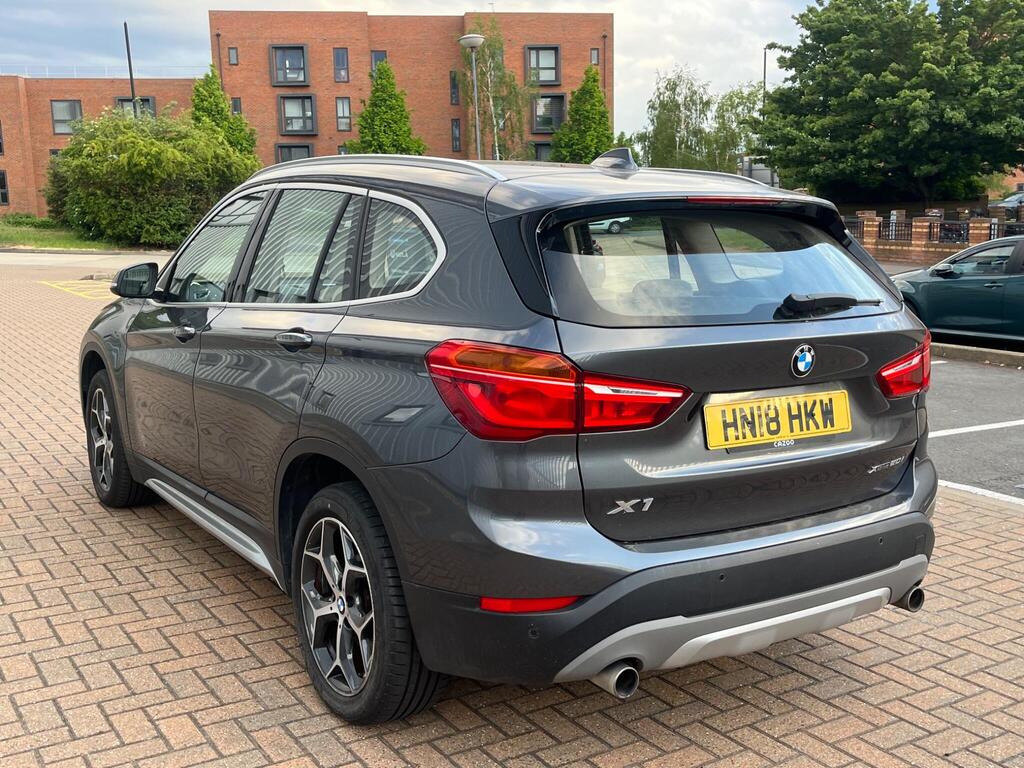 BMW X1 8