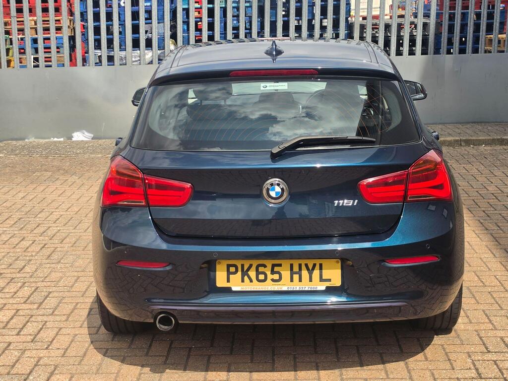 BMW 1 Series 11