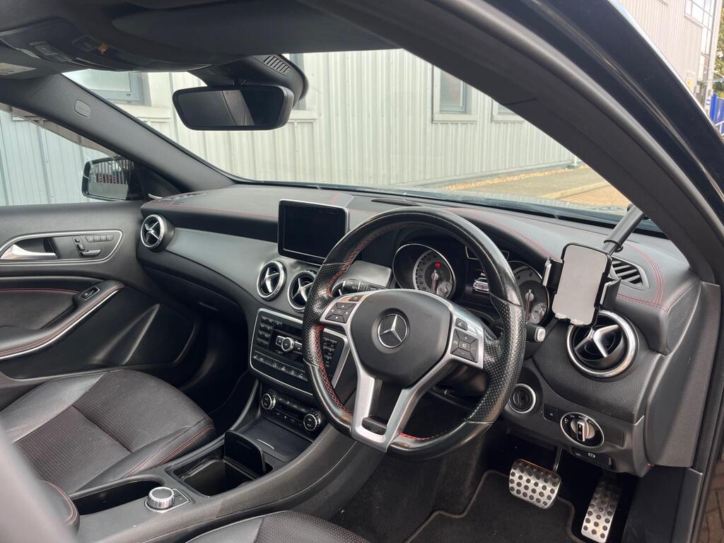 Mercedes-Benz GLA 21