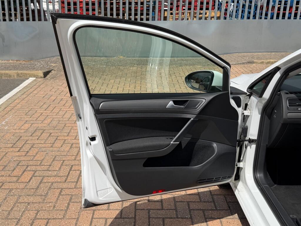 Volkswagen Golf 45