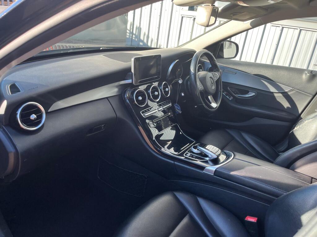 Mercedes-Benz C Class 25