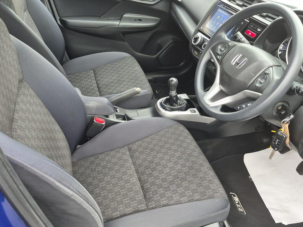 Honda Jazz 15