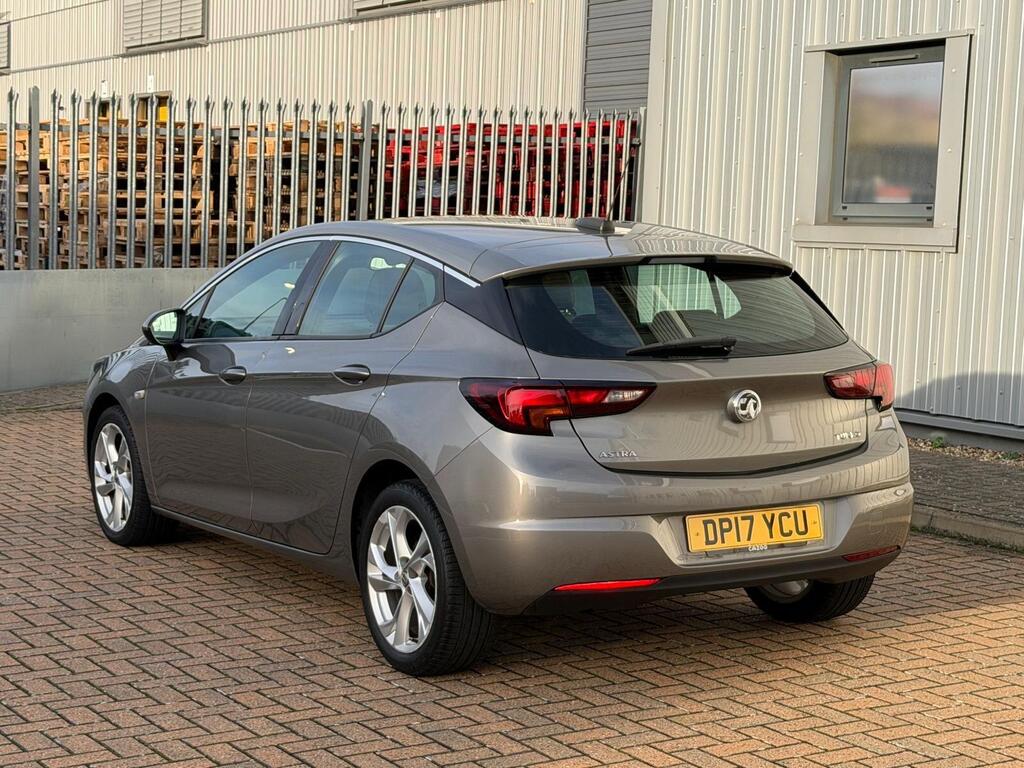 Vauxhall Astra 8