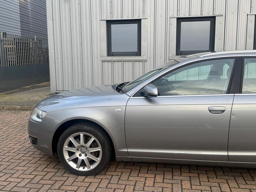 Audi A6 Avant 8