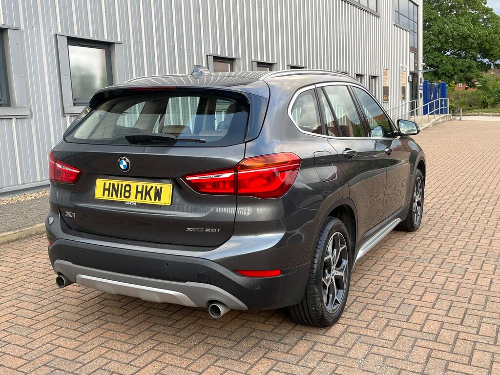 BMW X1 11