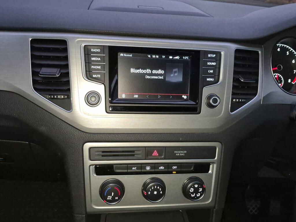 Volkswagen Golf SV 35