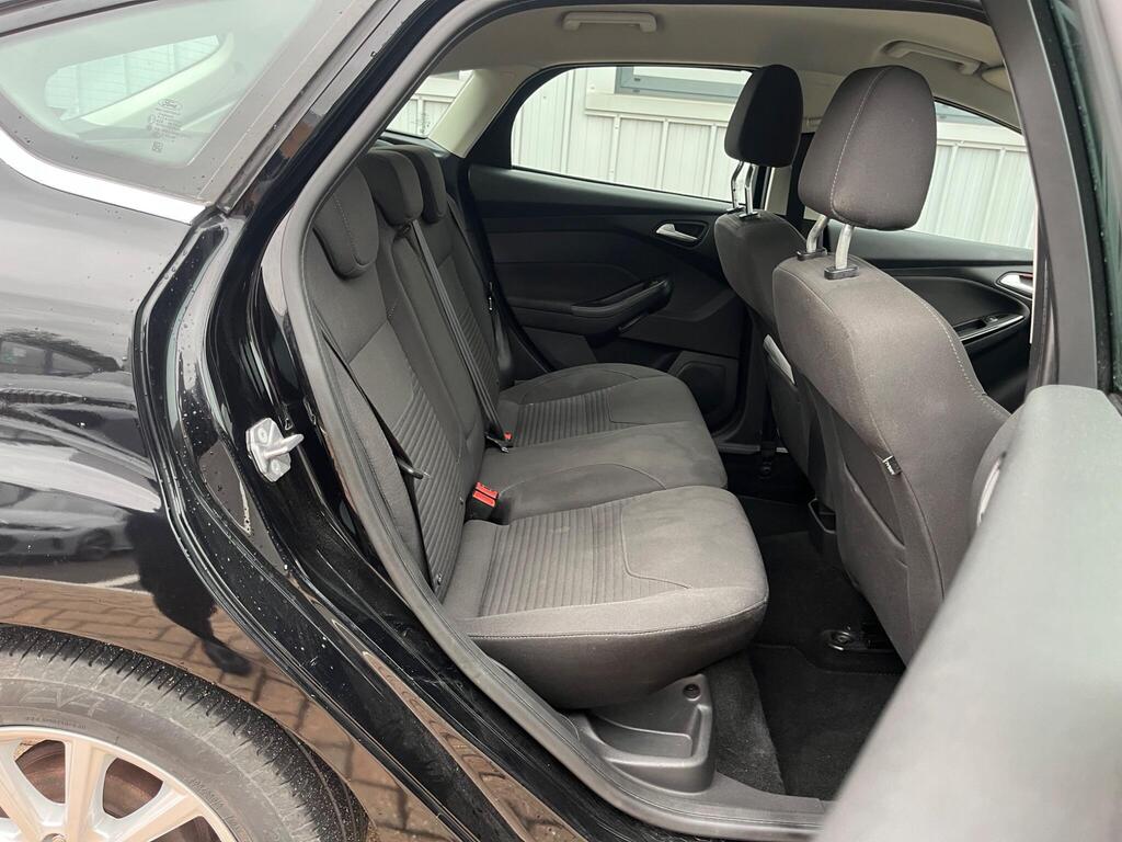 Ford Focus 43