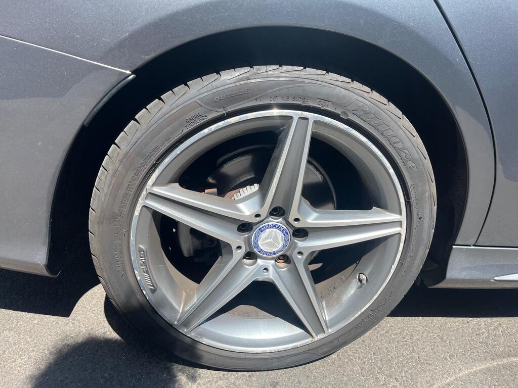 Mercedes-Benz C Class 29