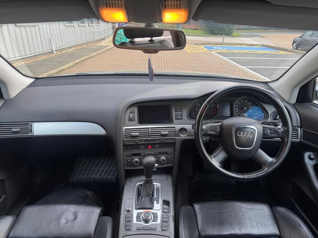 Audi A6 Avant 16