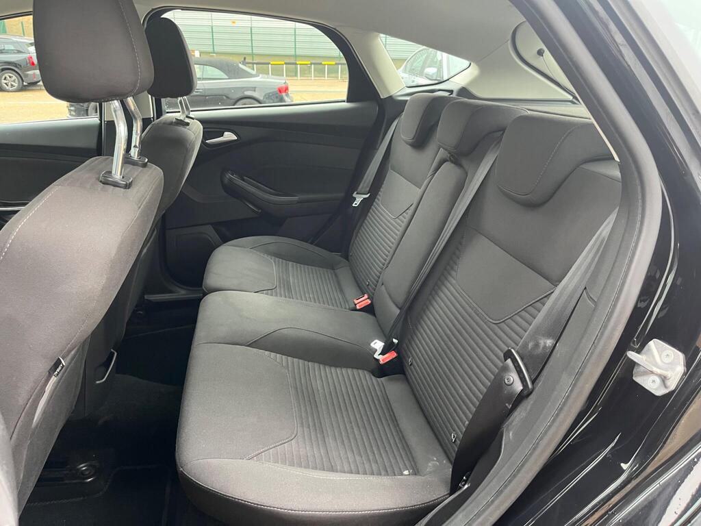 Ford Focus 47