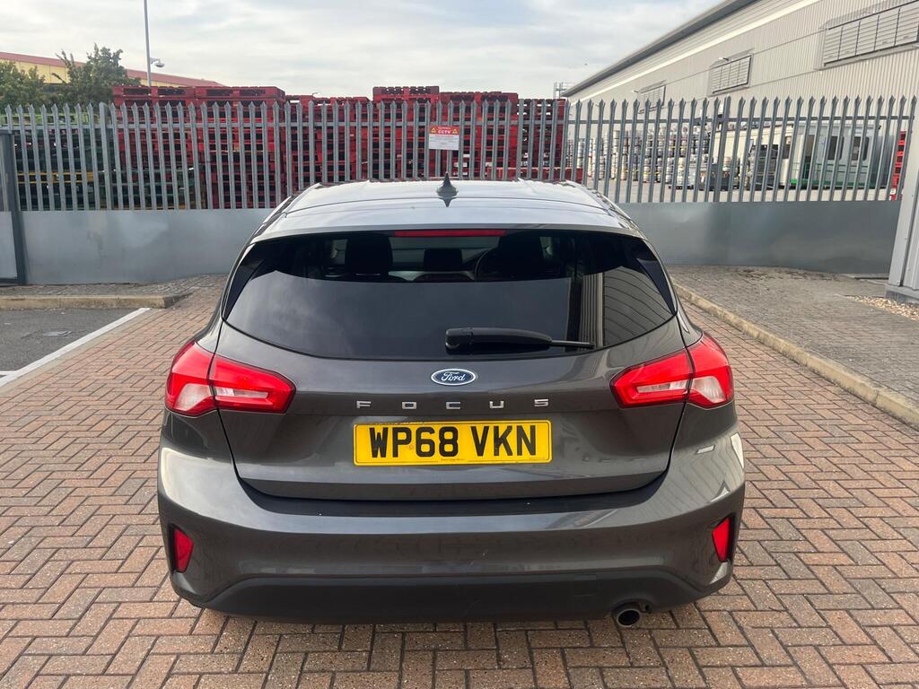 Ford Focus 21