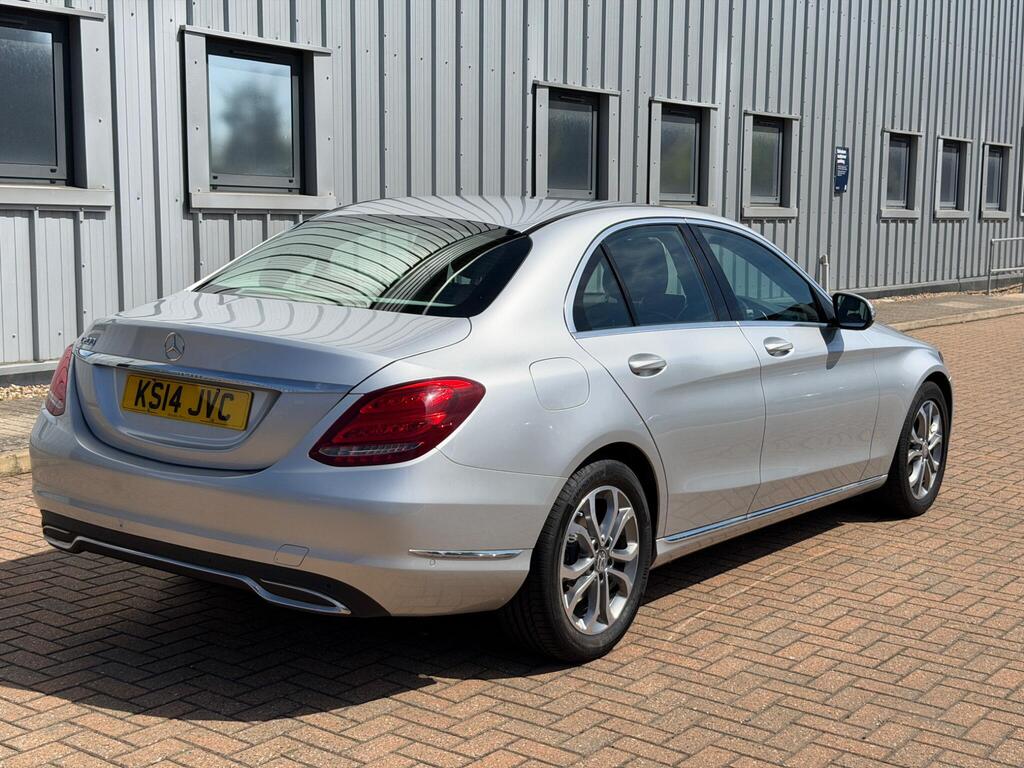 Mercedes-Benz C Class 15