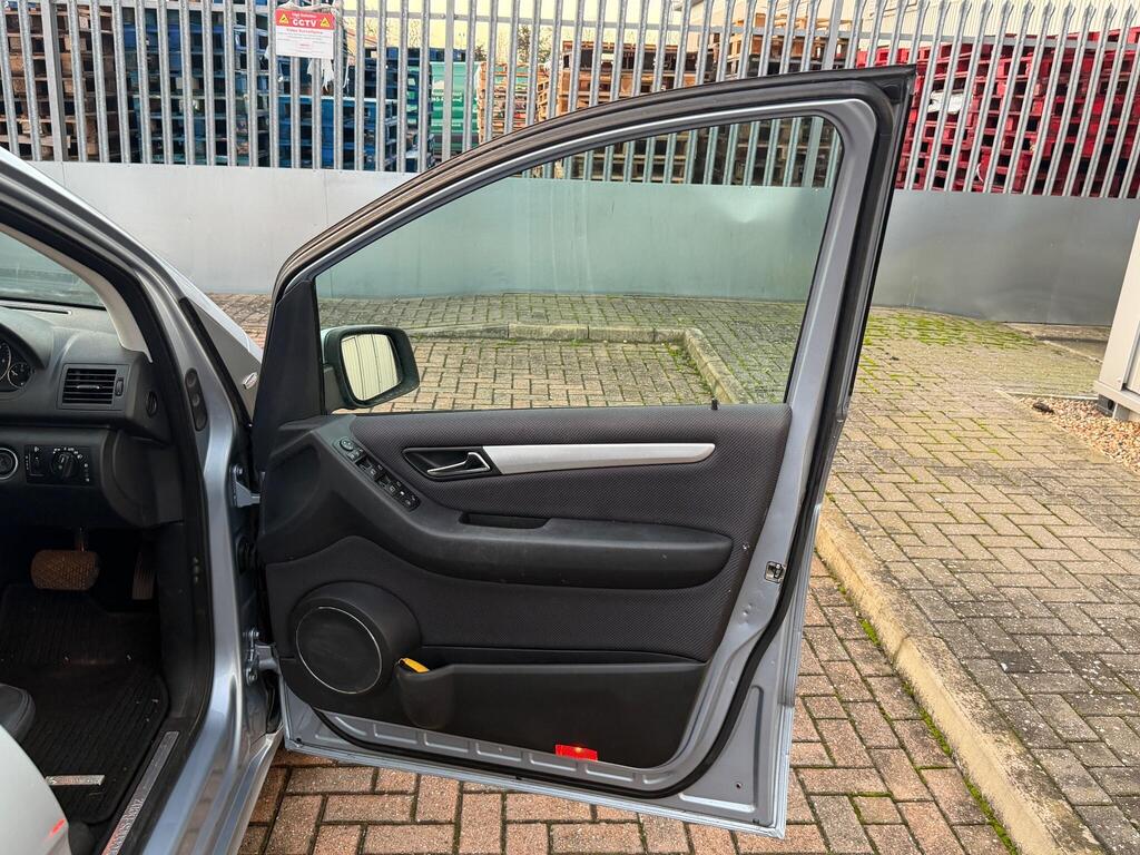 Mercedes-Benz A Class 34