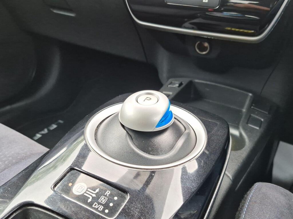 Nissan Leaf 15