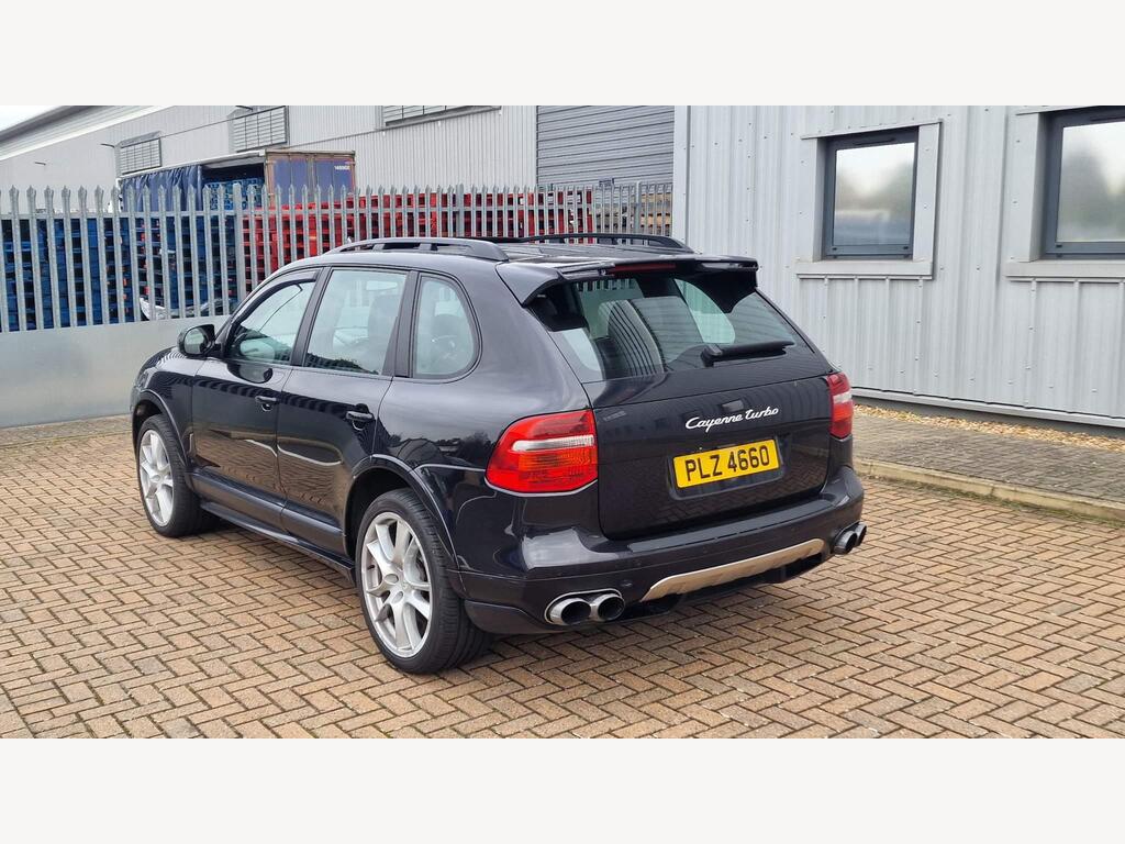 Porsche Cayenne 4