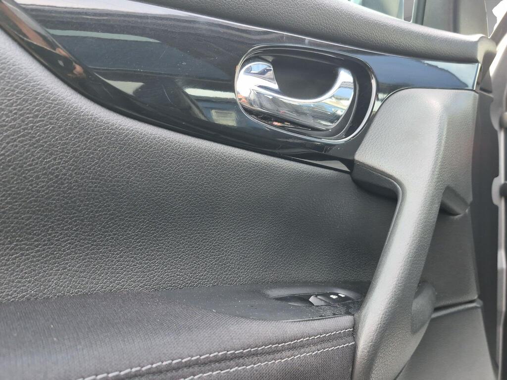 Nissan Qashqai 23