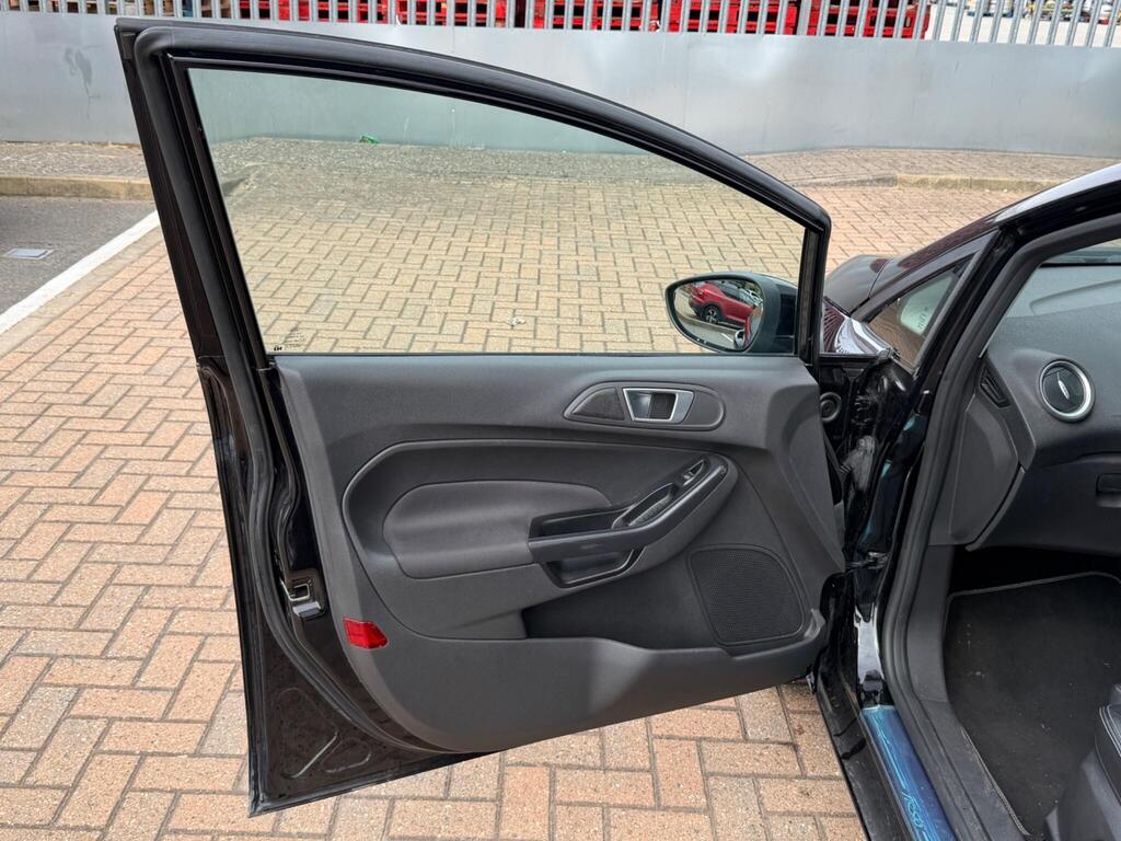 Ford Fiesta 29