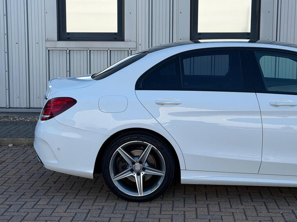 Mercedes-Benz C Class 12