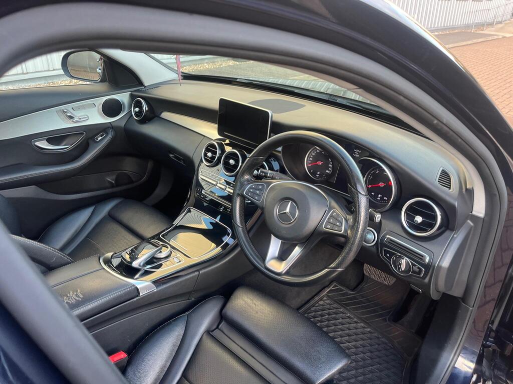 Mercedes-Benz C Class 23