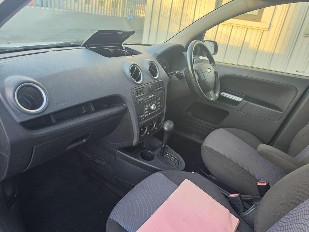 Ford Fusion 23