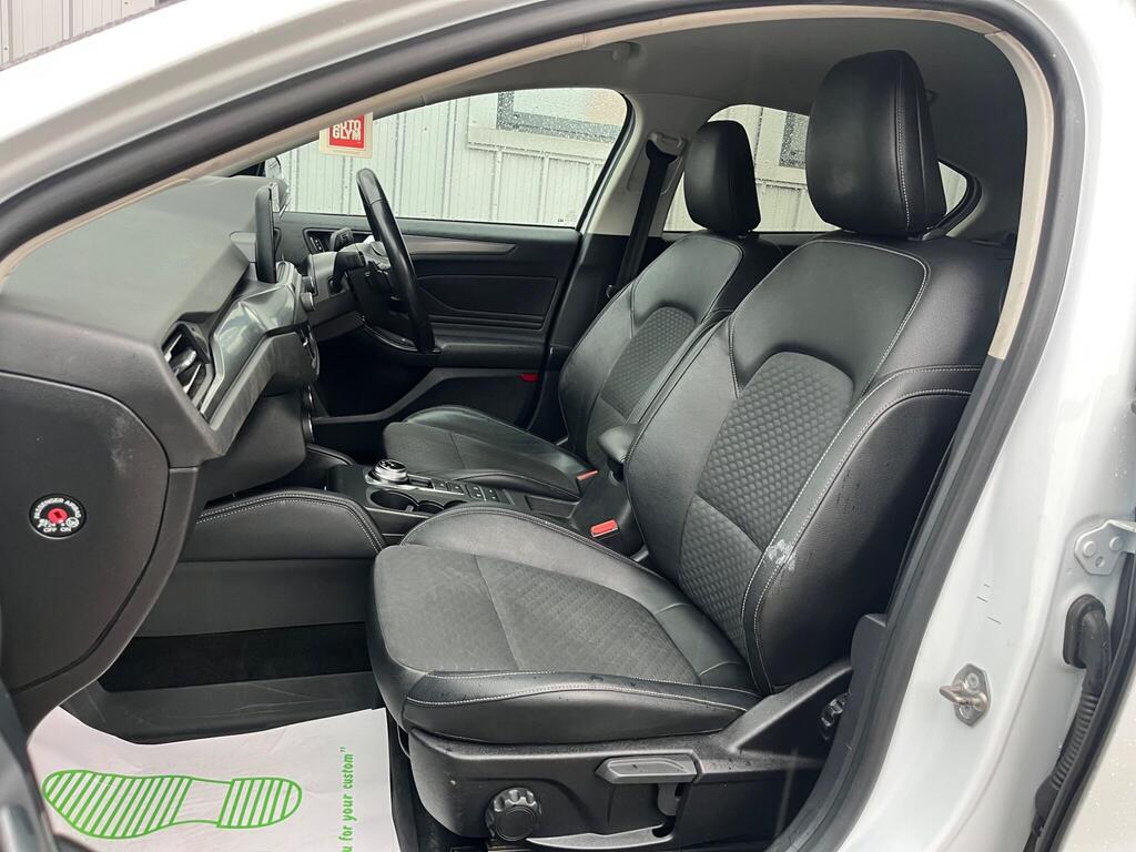 Ford Focus 81