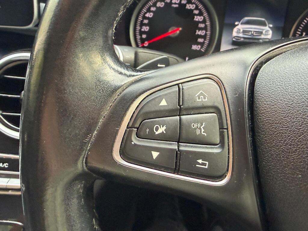 Mercedes-Benz C Class 25