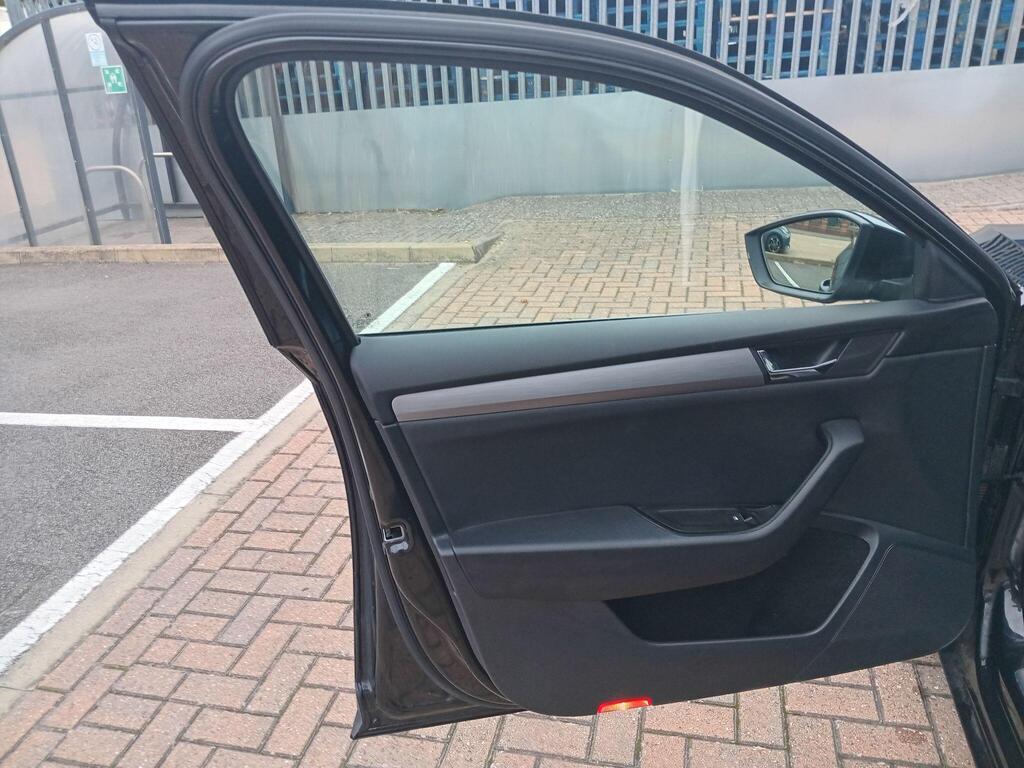 Skoda Superb 35