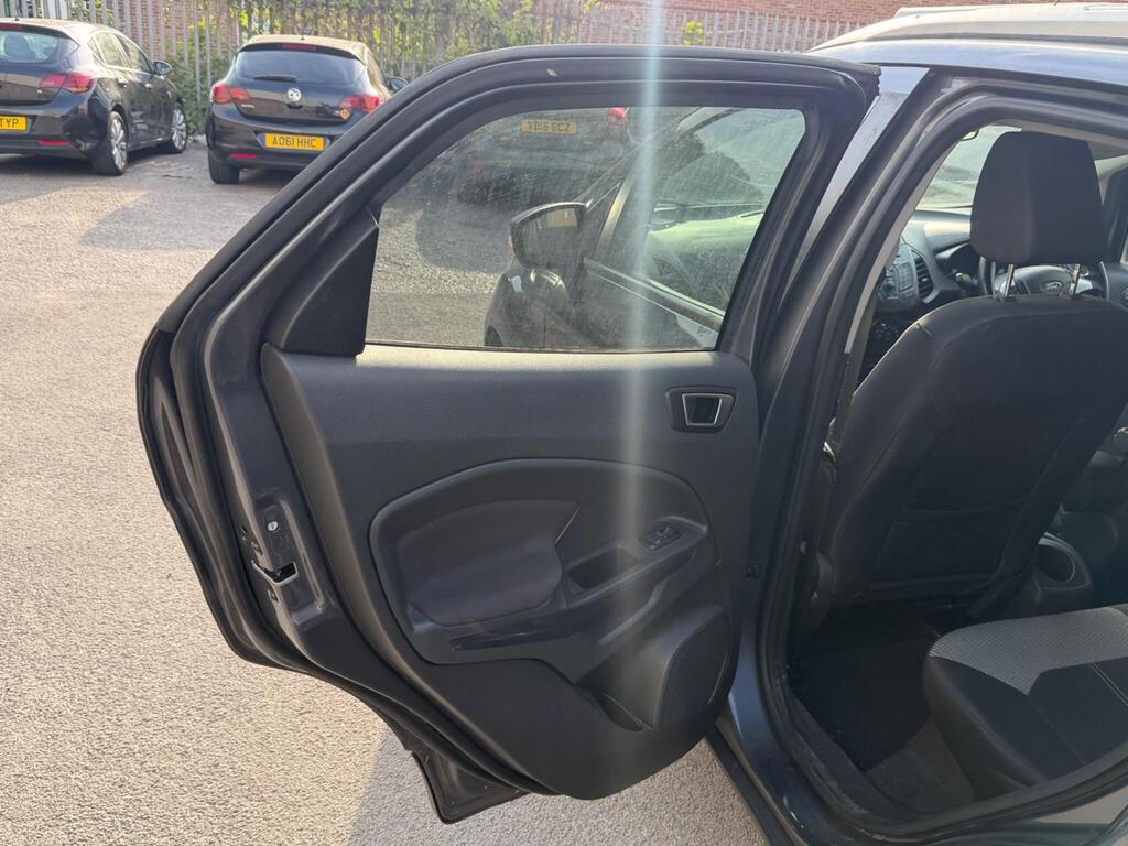 Ford EcoSport 30
