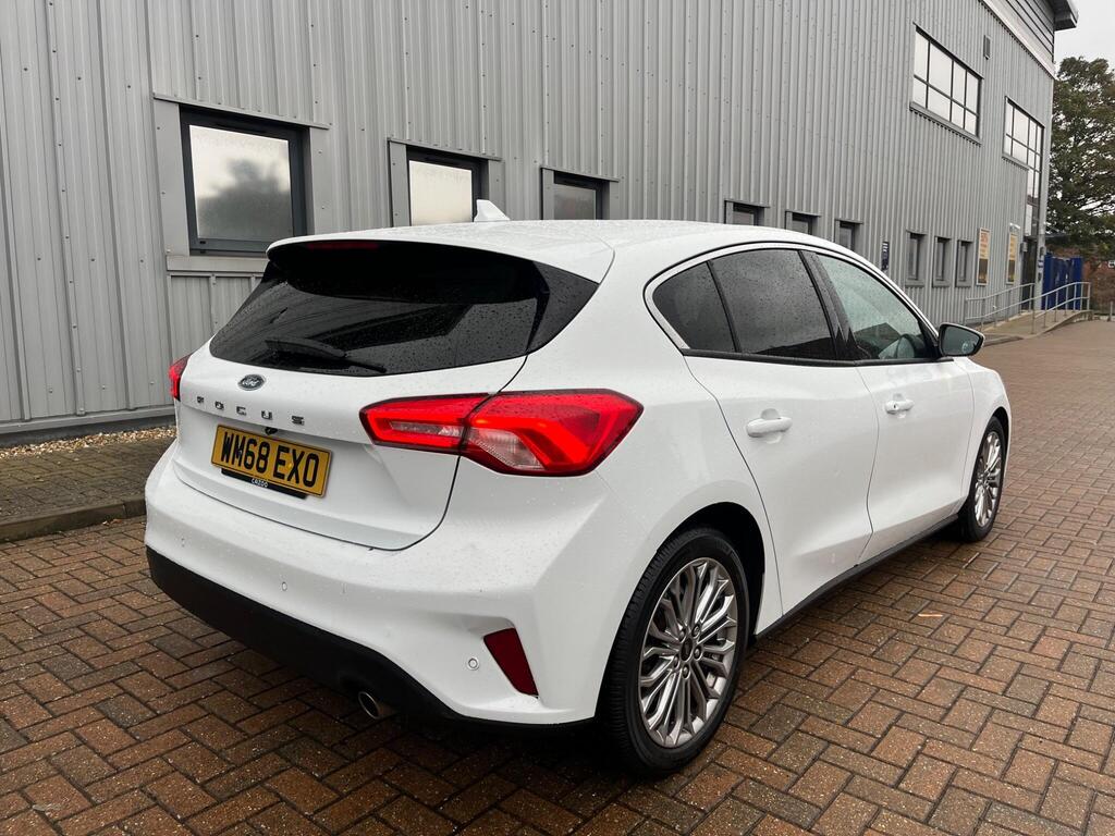 Ford Focus 33