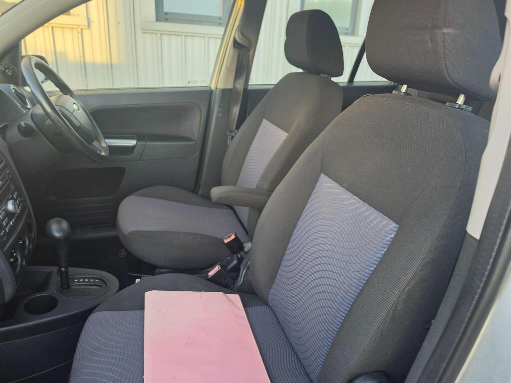 Ford Fusion 26