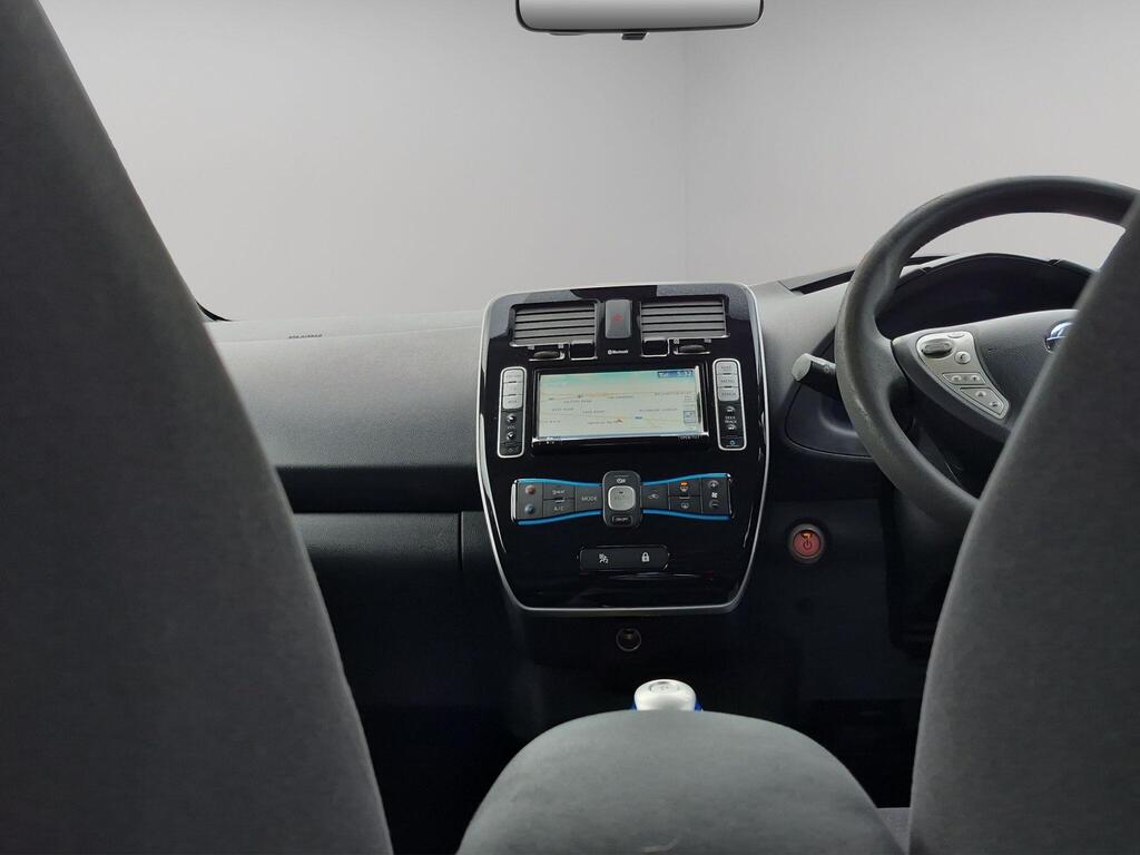Nissan Leaf 12