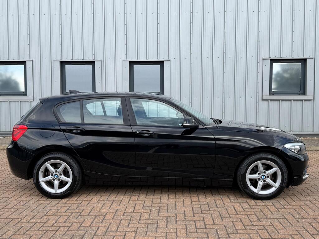 BMW 1 Series 15